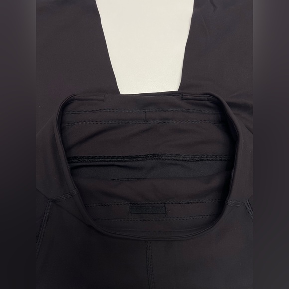Lululemon Invigorate High-Rise, 25" Size 4, Black Like New Condition - Picture 14 of 14